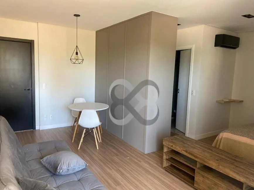 Foto 7 de Apartamento com 1 quarto para alugar, 45m2 em Londrina - PR
