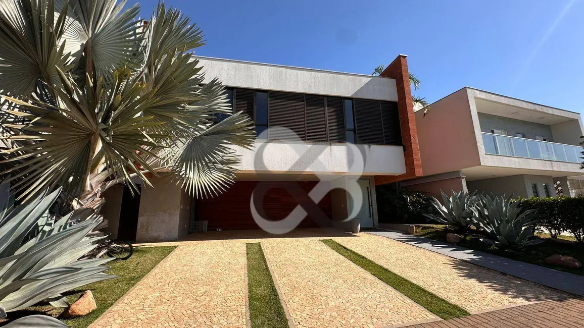 Foto 2 de Sobrado com 4 quartos à venda, 388m2 em Vivendas do Arvoredo, Londrina - PR