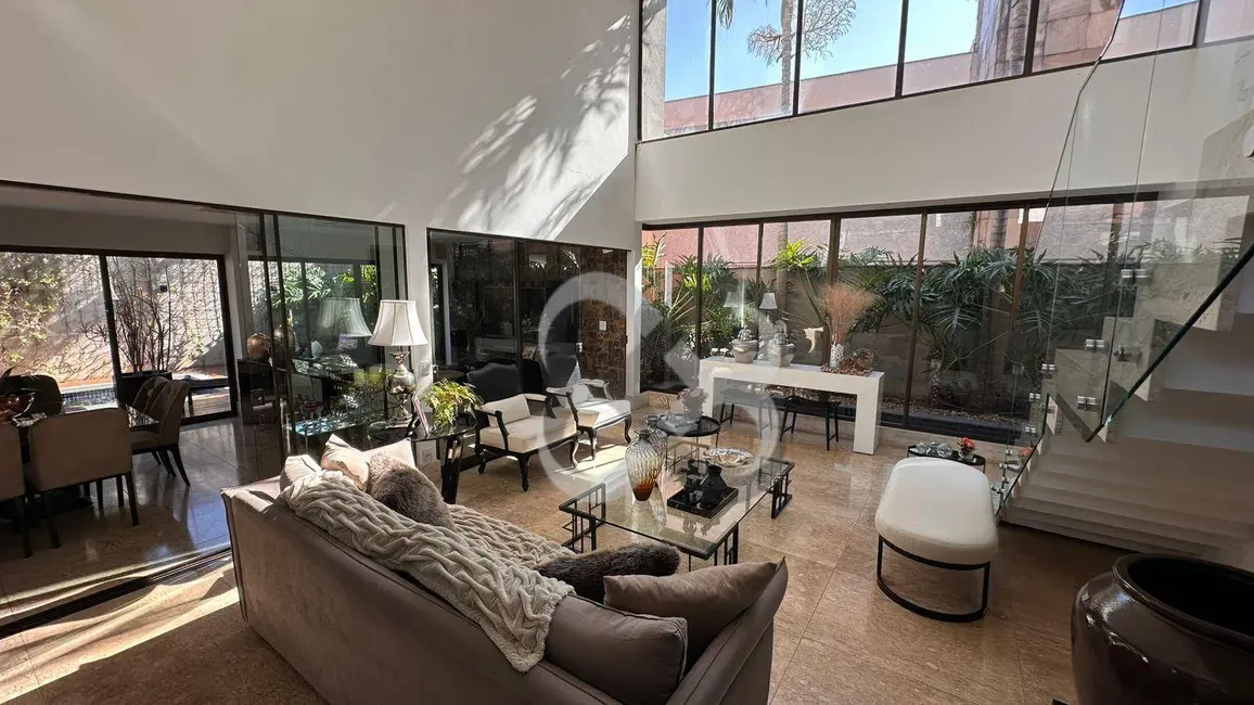 Foto 4 de Sobrado com 4 quartos à venda, 388m2 em Vivendas do Arvoredo, Londrina - PR