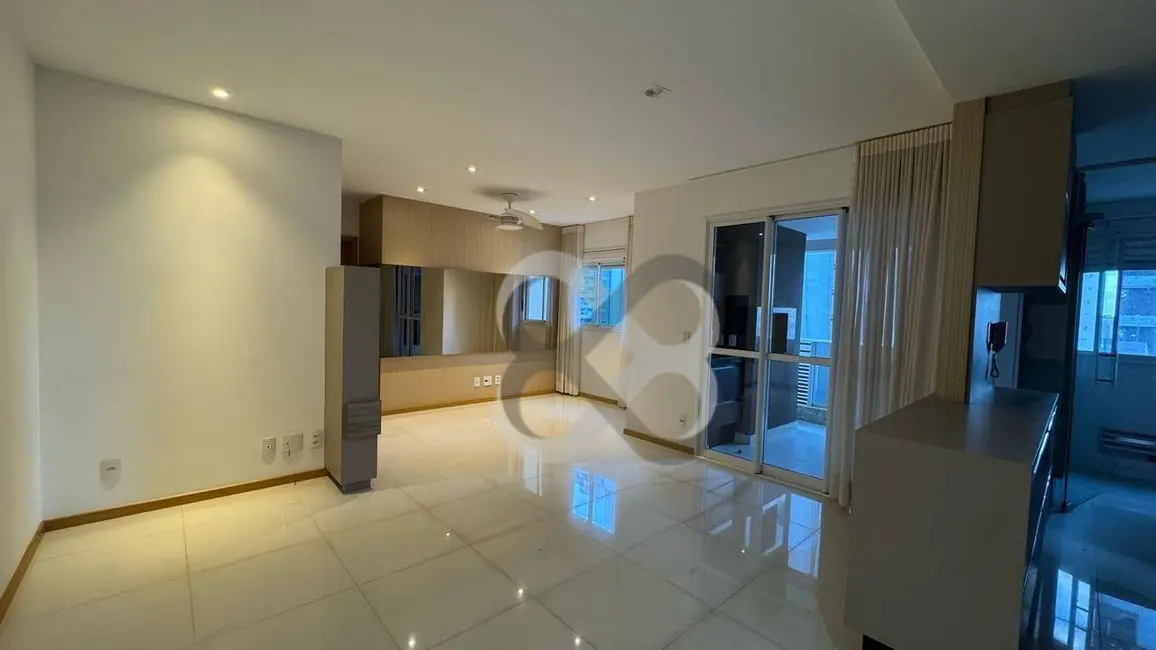 Foto 6 de Apartamento com 2 quartos à venda, 130m2 em Londrina - PR