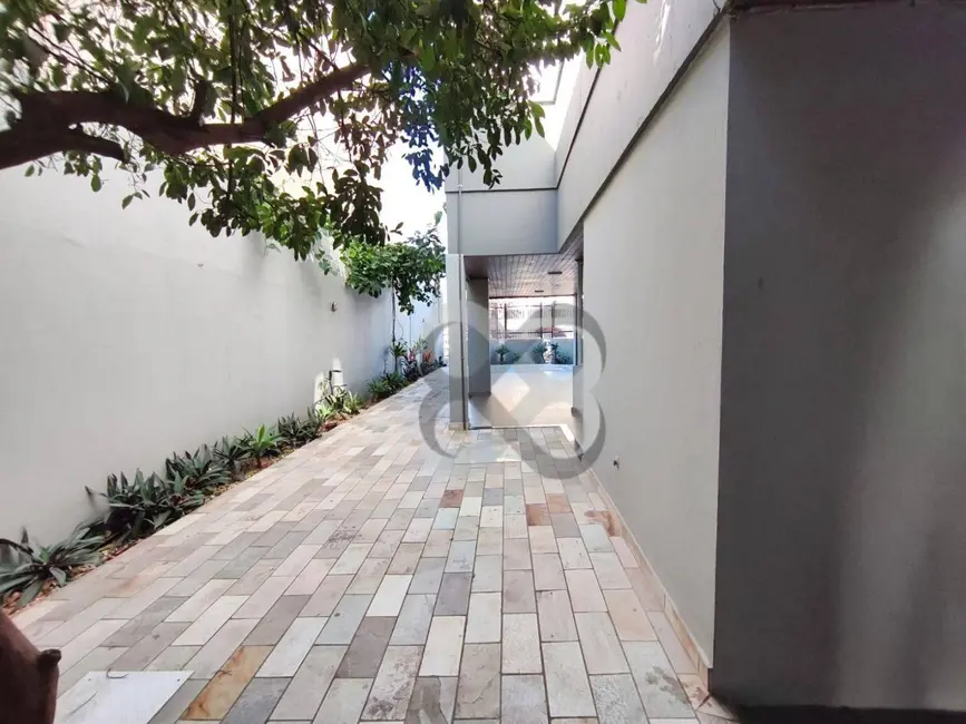 Foto 3 de Apartamento com 2 quartos à venda, 83m2 em Vila Ipiranga, Londrina - PR