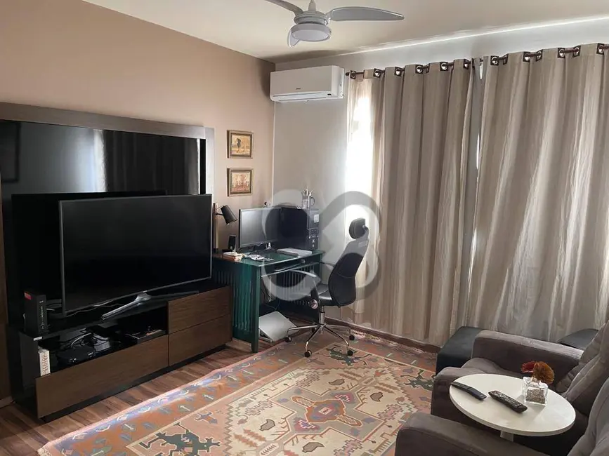 Apartamento com 3 quartos à venda, 223m2 em Centro, Londrina - PR - imagem 5 Foto 5 de Apartamento com 3 quartos à venda, 223m2 em Centro, Londrina - PR