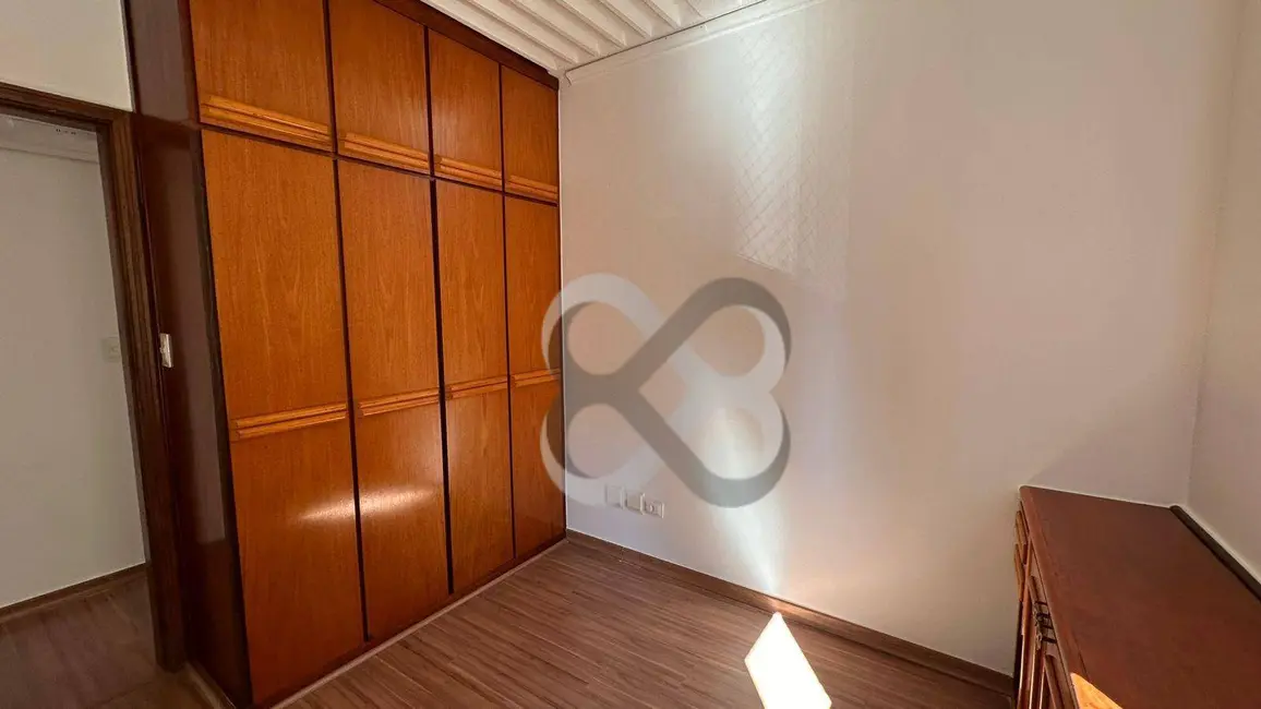 Apartamento com 3 quartos à venda, 139m2 em Centro, Londrina - PR - imagem 5 Foto 5 de Apartamento com 3 quartos à venda, 139m2 em Centro, Londrina - PR