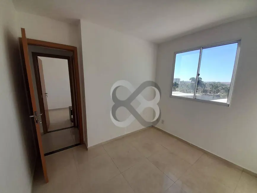 Foto 6 de Apartamento com 2 quartos à venda, 57m2 em Londrina - PR