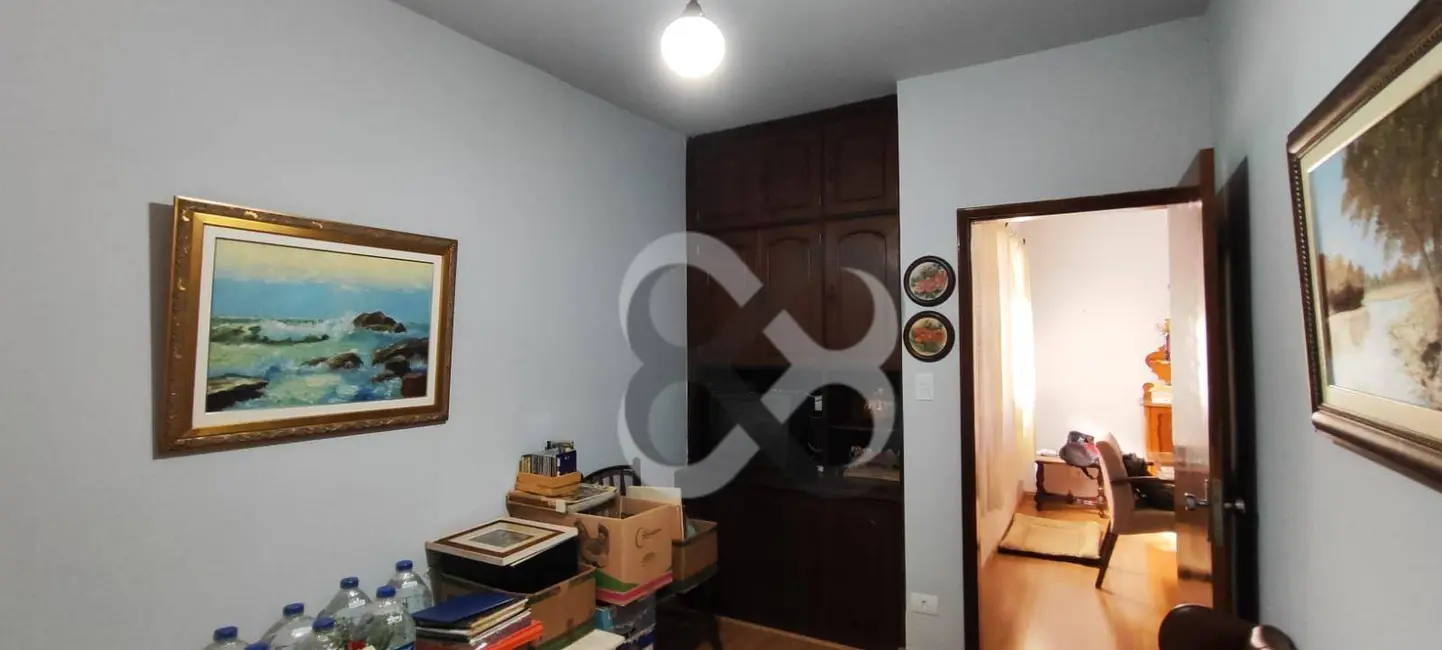 Casa com 3 quartos à venda, 360m2 em Bela Vista, Londrina - PR - imagem 4 Foto 4 de Casa com 3 quartos à venda, 360m2 em Bela Vista, Londrina - PR