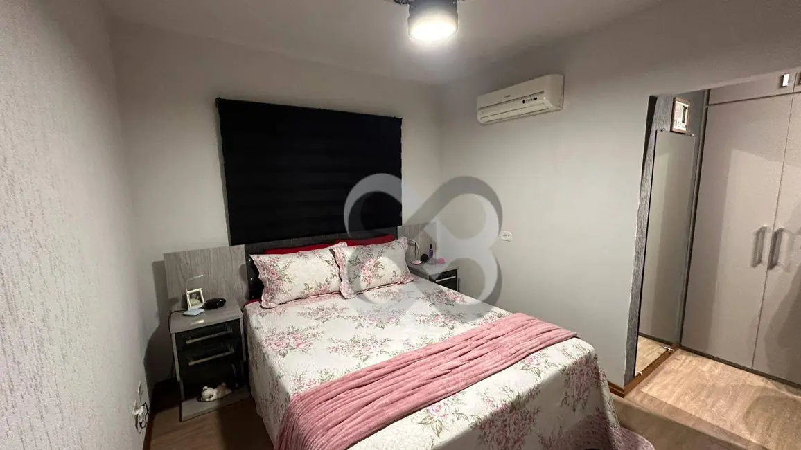 Foto 8 de Casa com 3 quartos à venda, 200m2 em Vânia, Londrina - PR