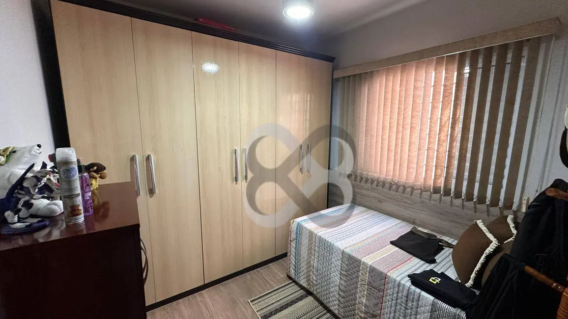 Foto 9 de Casa com 3 quartos à venda, 200m2 em Vânia, Londrina - PR