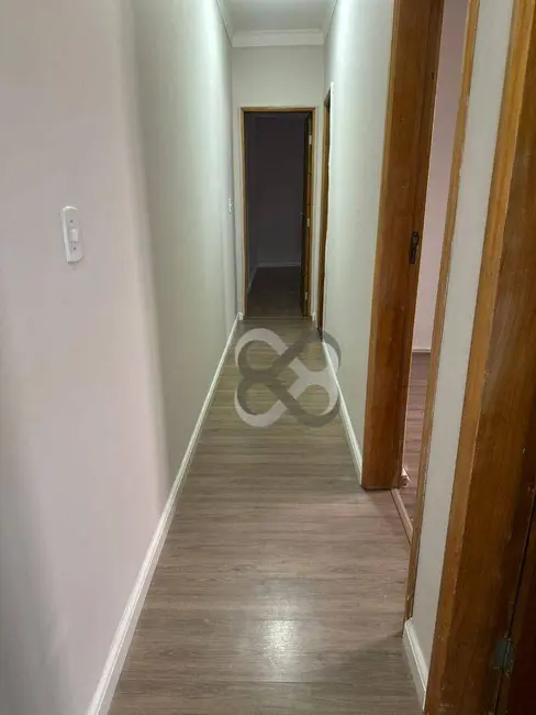 Casa com 3 quartos para alugar, 150m2 em Jardim Tókio, Londrina - PR - imagem 7 Foto 7 de Casa com 3 quartos para alugar, 150m2 em Jardim Tókio, Londrina - PR
