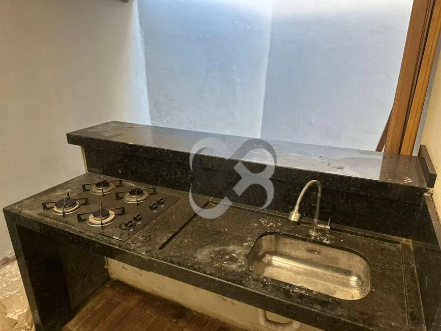 Casa com 3 quartos para alugar, 150m2 em Jardim Tókio, Londrina - PR - imagem 6 Foto 6 de Casa com 3 quartos para alugar, 150m2 em Jardim Tókio, Londrina - PR