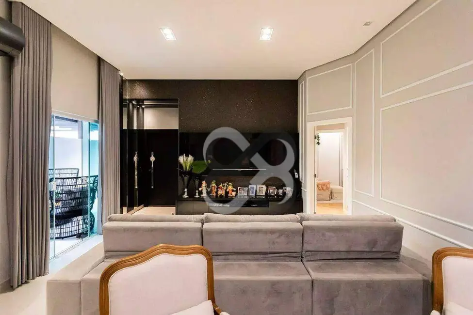 Casa com 3 quartos à venda, 250m2 em Esperança, Londrina - PR - imagem 8 Foto 8 de Casa com 3 quartos à venda, 250m2 em Esperança, Londrina - PR