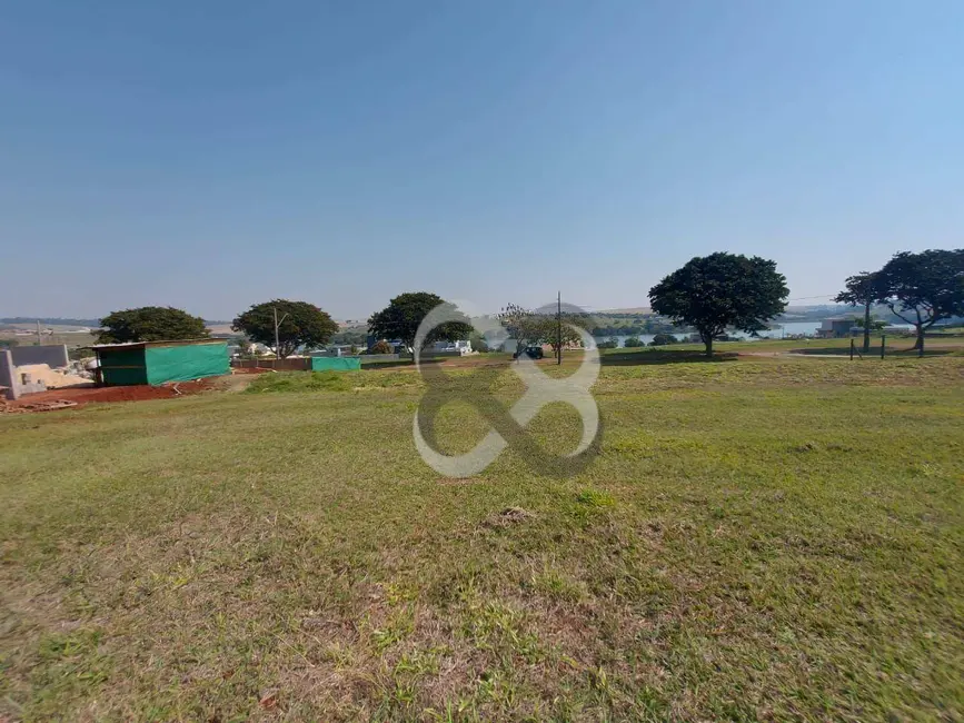 Terreno / Lote à venda, 1460m2 em Sertanopolis - PR - imagem 3 Foto 3 de Terreno / Lote à venda, 1460m2 em Sertanopolis - PR