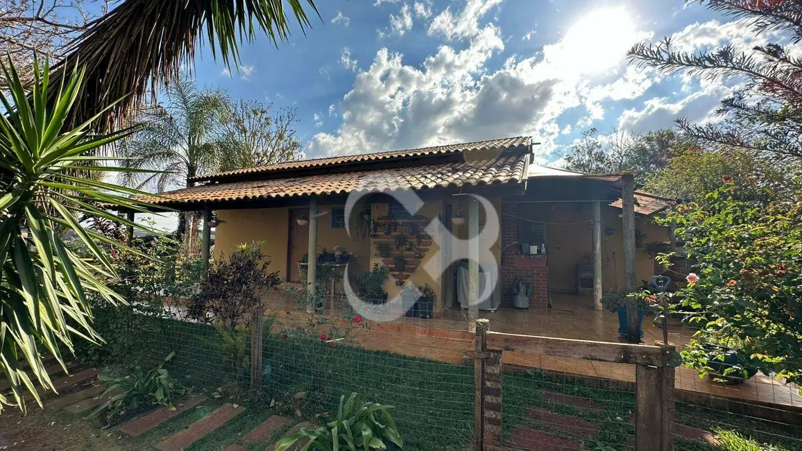Chácara com 4 quartos à venda, 36300m2 em Londrina - PR - imagem 3 Foto 3 de Chácara com 4 quartos à venda, 36300m2 em Londrina - PR