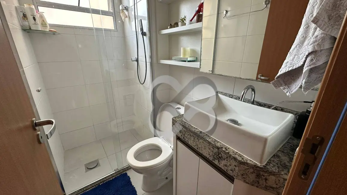 Foto 9 de Apartamento com 2 quartos à venda, 47m2 em Londrina - PR