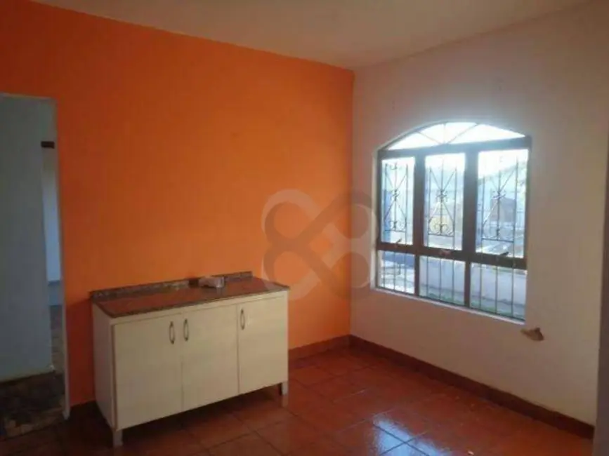 Casa com 3 quartos à venda, 200m2 em Conjunto Vivi Xavier, Londrina - PR - imagem 6 Foto 6 de Casa com 3 quartos à venda, 200m2 em Conjunto Vivi Xavier, Londrina - PR