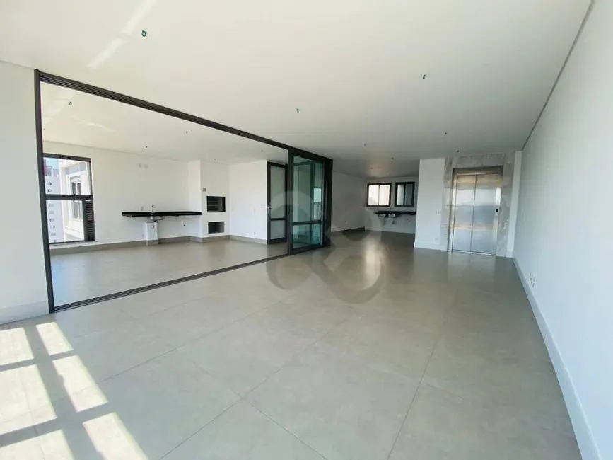 Apartamento com 4 quartos à venda, 368m2 em Gleba Fazenda Palhano, Londrina - PR - imagem 5 Foto 5 de Apartamento com 4 quartos à venda, 368m2 em Gleba Fazenda Palhano, Londrina - PR