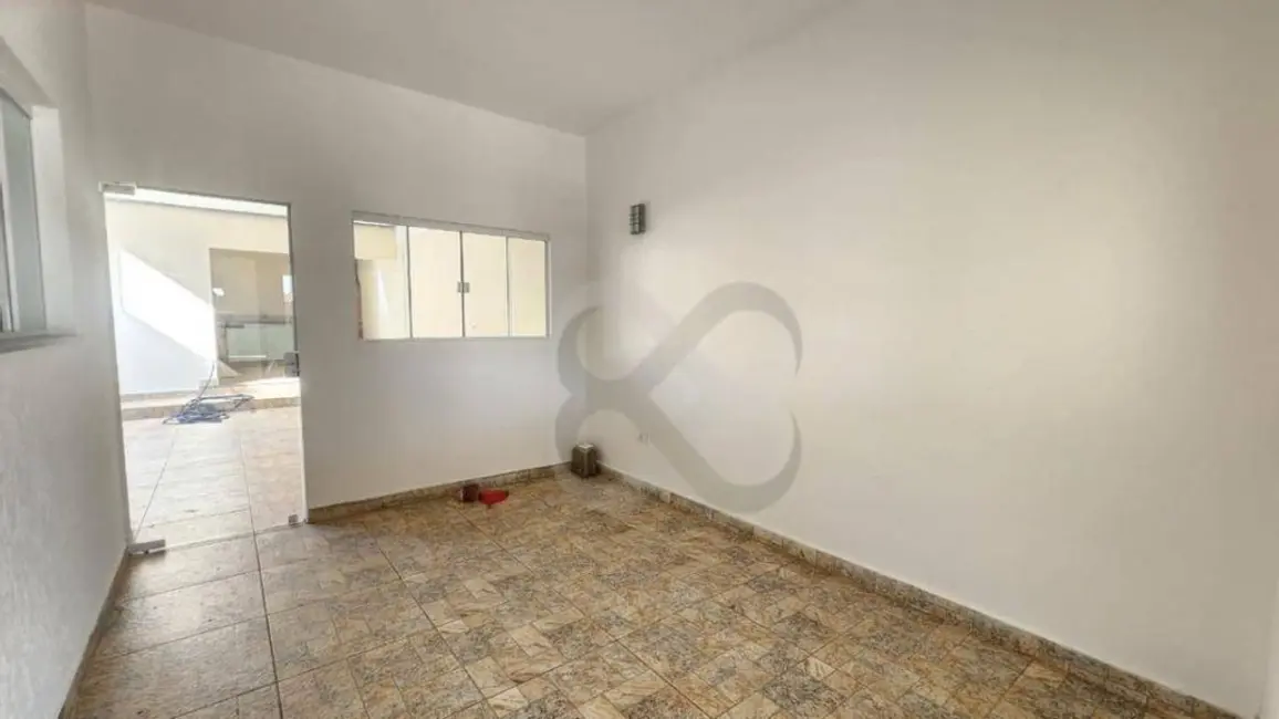 Casa com 4 quartos à venda e para alugar, 318m2 em Santa Rosa, Londrina - PR - imagem 4 Foto 4 de Casa com 4 quartos à venda e para alugar, 318m2 em Santa Rosa, Londrina - PR
