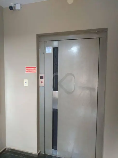 Apartamento com 1 quarto à venda, 42m2 em Centro, Londrina - PR - imagem 3 Foto 3 de Apartamento com 1 quarto à venda, 42m2 em Centro, Londrina - PR