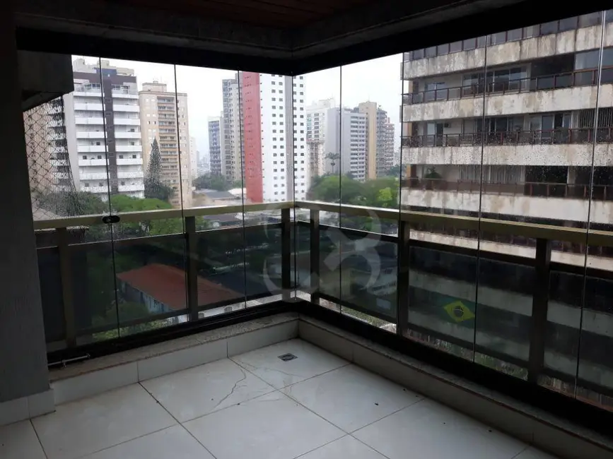 Apartamento com 4 quartos à venda e para alugar, 398m2 em Centro, Londrina - PR - imagem 9 Foto 9 de Apartamento com 4 quartos à venda e para alugar, 398m2 em Centro, Londrina - PR