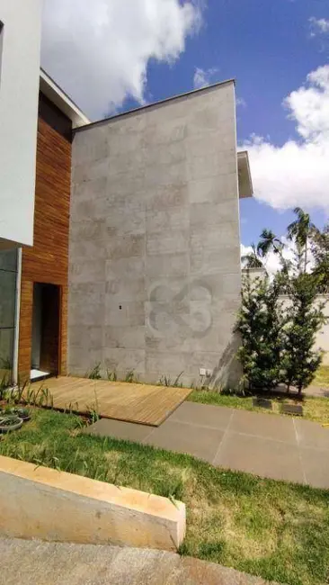 Foto 2 de Casa com 3 quartos à venda, 390m2 em Lago Parque, Londrina - PR