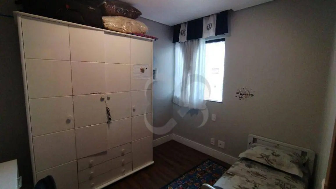 Foto 9 de Casa com 3 quartos à venda, 390m2 em Lago Parque, Londrina - PR