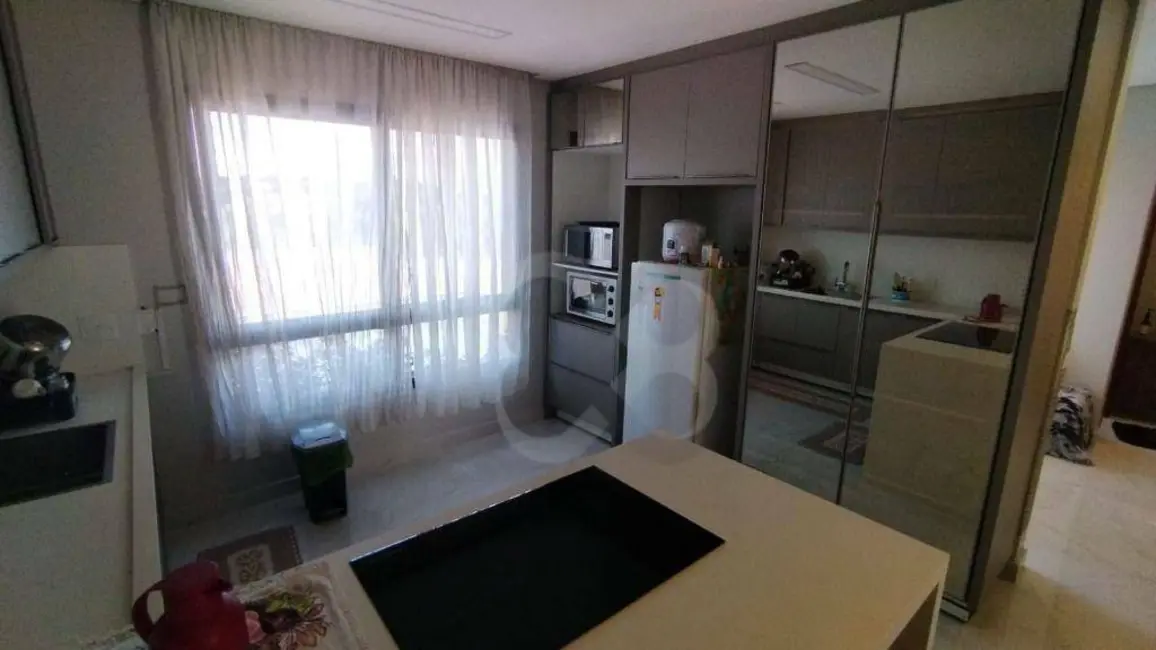 Foto 6 de Casa com 3 quartos à venda, 390m2 em Lago Parque, Londrina - PR
