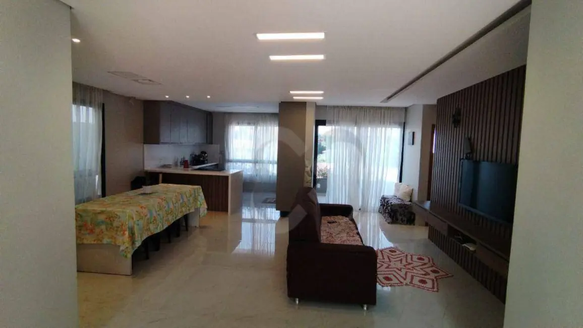 Foto 4 de Casa com 3 quartos à venda, 390m2 em Lago Parque, Londrina - PR