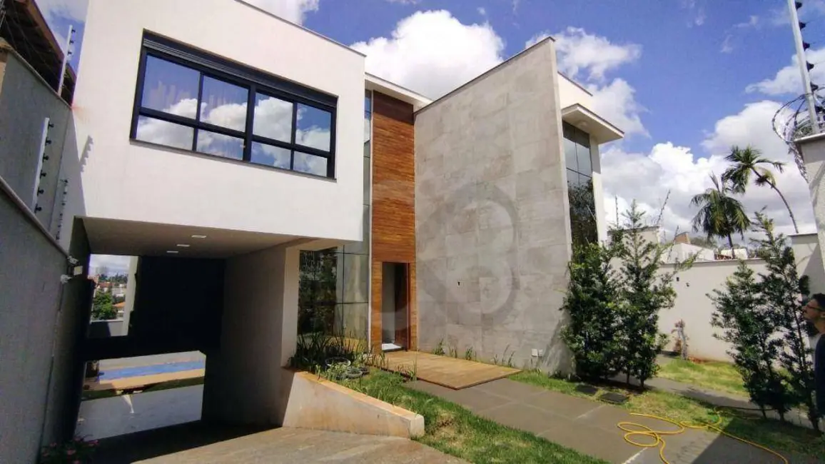 Foto 1 de Casa com 3 quartos à venda, 390m2 em Lago Parque, Londrina - PR