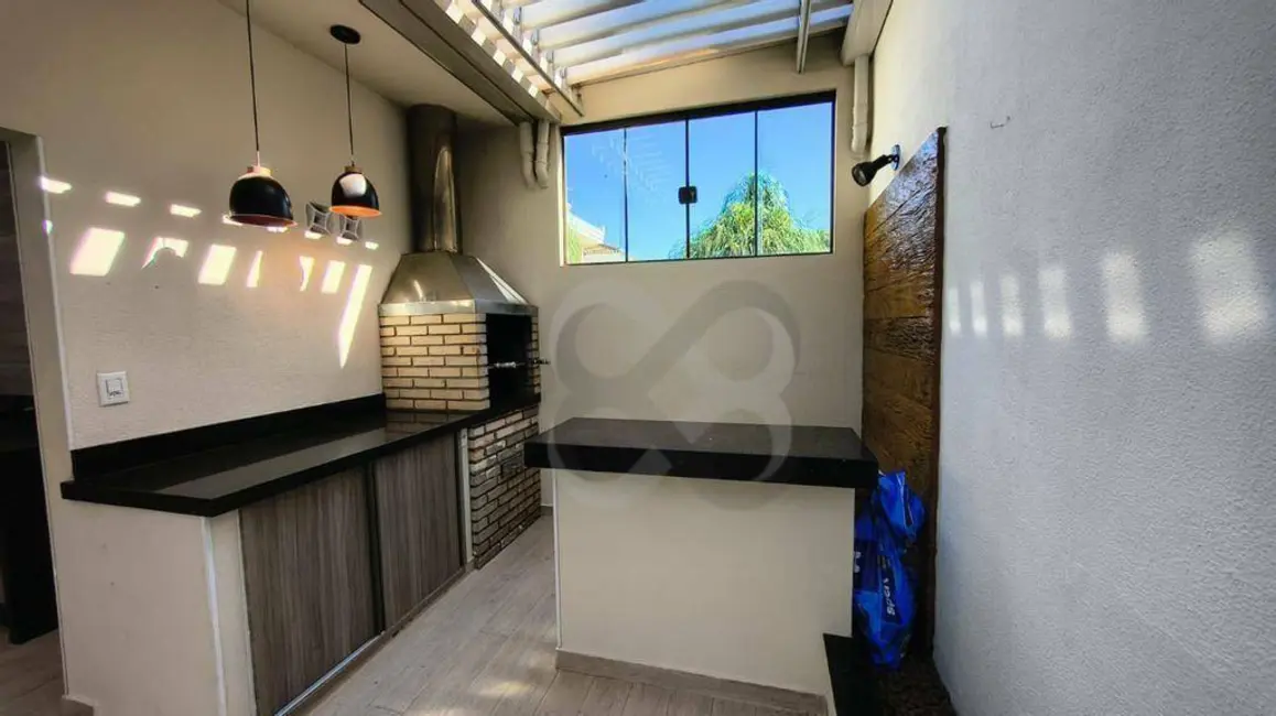 Casa de Condomínio com 3 quartos à venda, 312m2 em Esperança, Londrina - PR - imagem 9 Foto 9 de Casa de Condomínio com 3 quartos à venda, 312m2 em Esperança, Londrina - PR