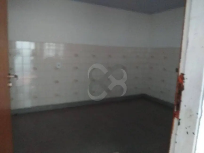 Casa com 3 quartos à venda e para alugar, 350m2 em Antares, Londrina - PR - imagem 9 Foto 9 de Casa com 3 quartos à venda e para alugar, 350m2 em Antares, Londrina - PR