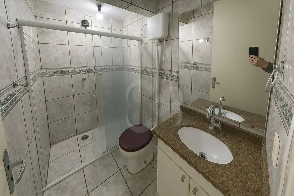 Foto 6 de Apartamento com 1 quarto para alugar, 45m2 em Jardim Oguido, Londrina - PR