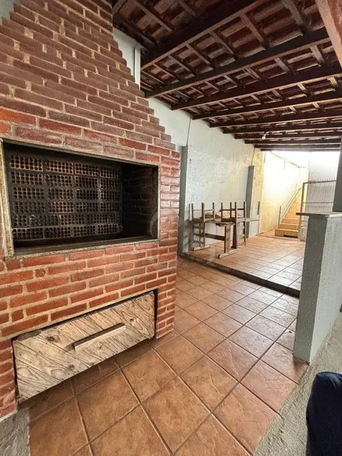 Foto 9 de Apartamento com 1 quarto para alugar, 45m2 em Jardim Oguido, Londrina - PR