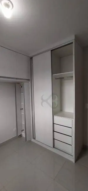 Apartamento com 1 quarto à venda, 88m2 em Centro, Londrina - PR - imagem 8 Foto 8 de Apartamento com 1 quarto à venda, 88m2 em Centro, Londrina - PR