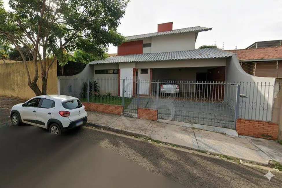 Sobrado com 4 quartos à venda e para alugar, 330m2 em Jardim Santo Antônio, Londrina - PR - imagem 1 Foto 1 de Sobrado com 4 quartos à venda e para alugar, 330m2 em Jardim Santo Antônio, Londrina - PR