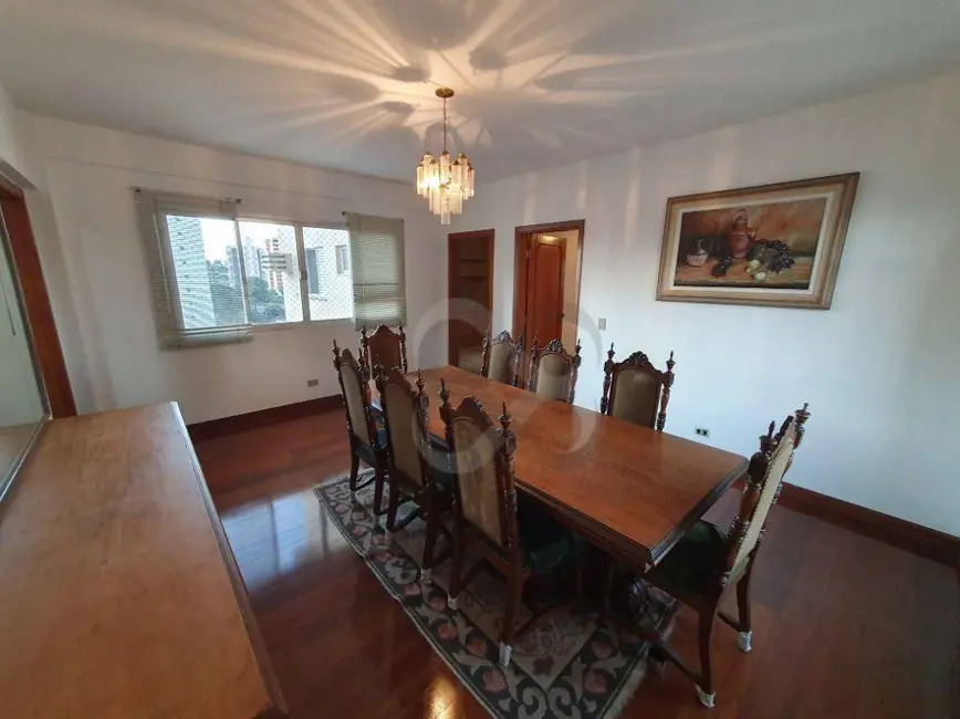 Apartamento com 4 quartos à venda e para alugar, 338m2 em Centro, Londrina - PR - imagem 7 Foto 7 de Apartamento com 4 quartos à venda e para alugar, 338m2 em Centro, Londrina - PR