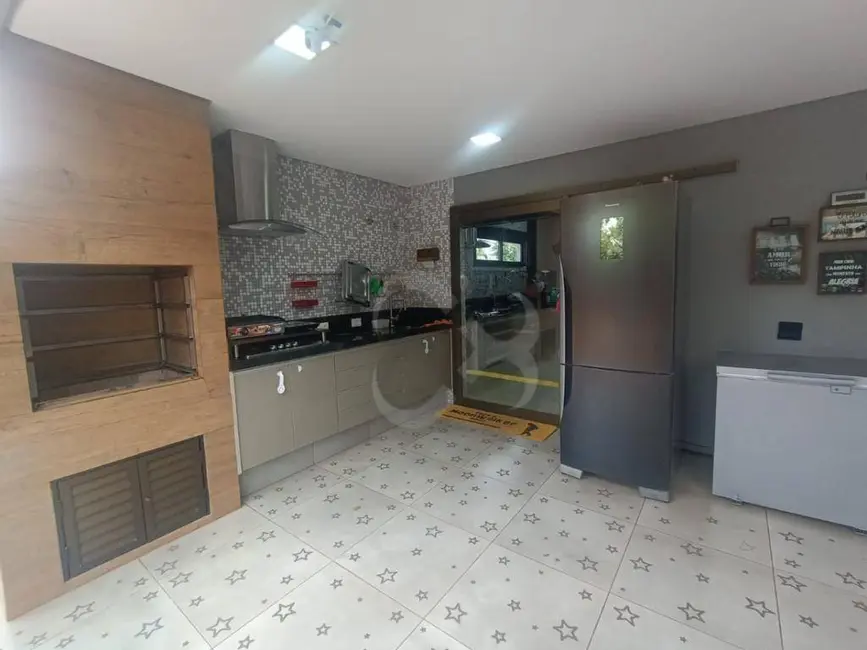 Casa com 3 quartos à venda, 501m2 em Londrina - PR - imagem 7 Foto 7 de Casa com 3 quartos à venda, 501m2 em Londrina - PR