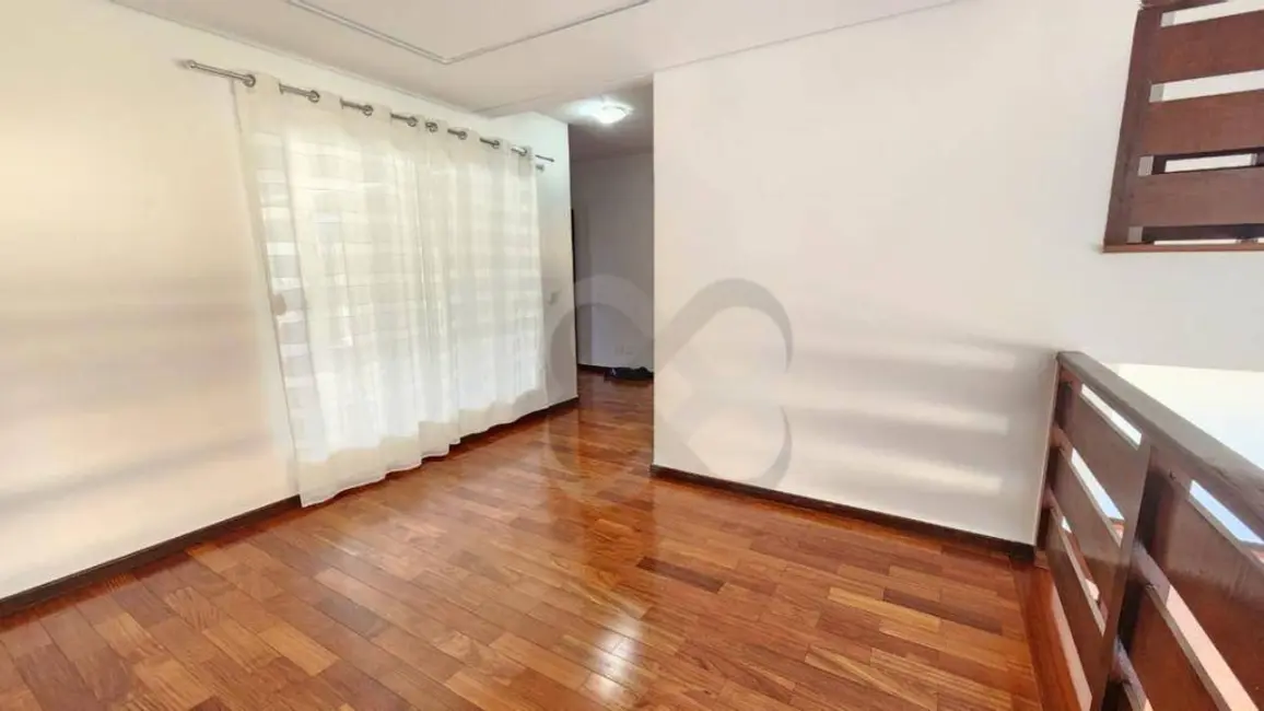 Foto 6 de Casa com 4 quartos para alugar, 500m2 em Quebec, Londrina - PR