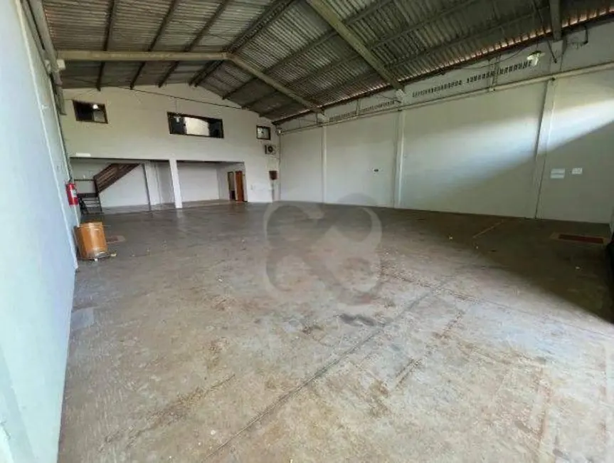 Foto 7 de Armazém / Galpão para alugar, 350m2 em Antares, Londrina - PR