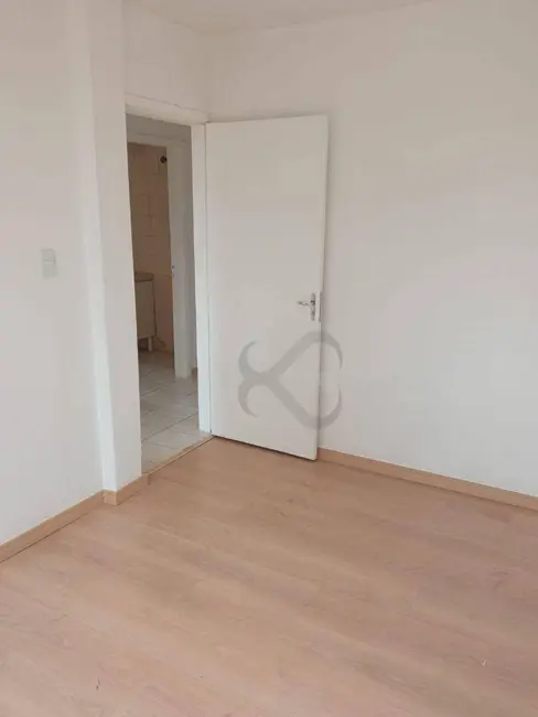 Apartamento com 3 quartos à venda, 68m2 em Conjunto Café, Londrina - PR - imagem 7 Foto 7 de Apartamento com 3 quartos à venda, 68m2 em Conjunto Café, Londrina - PR