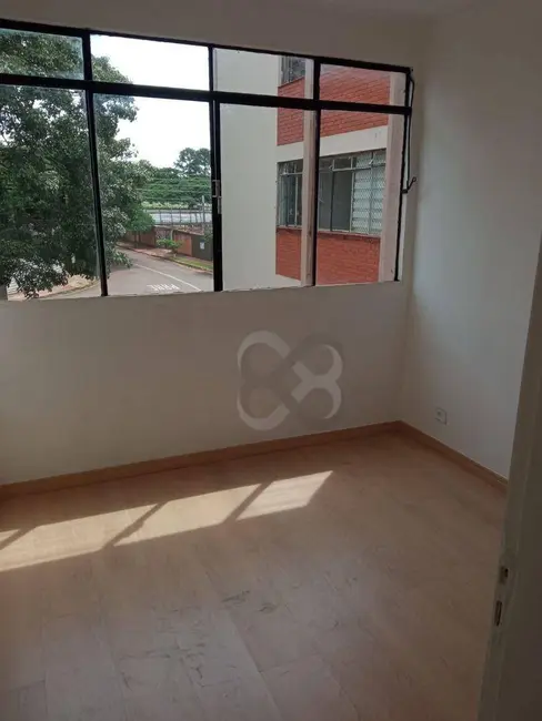Apartamento com 3 quartos à venda, 68m2 em Conjunto Café, Londrina - PR - imagem 8 Foto 8 de Apartamento com 3 quartos à venda, 68m2 em Conjunto Café, Londrina - PR