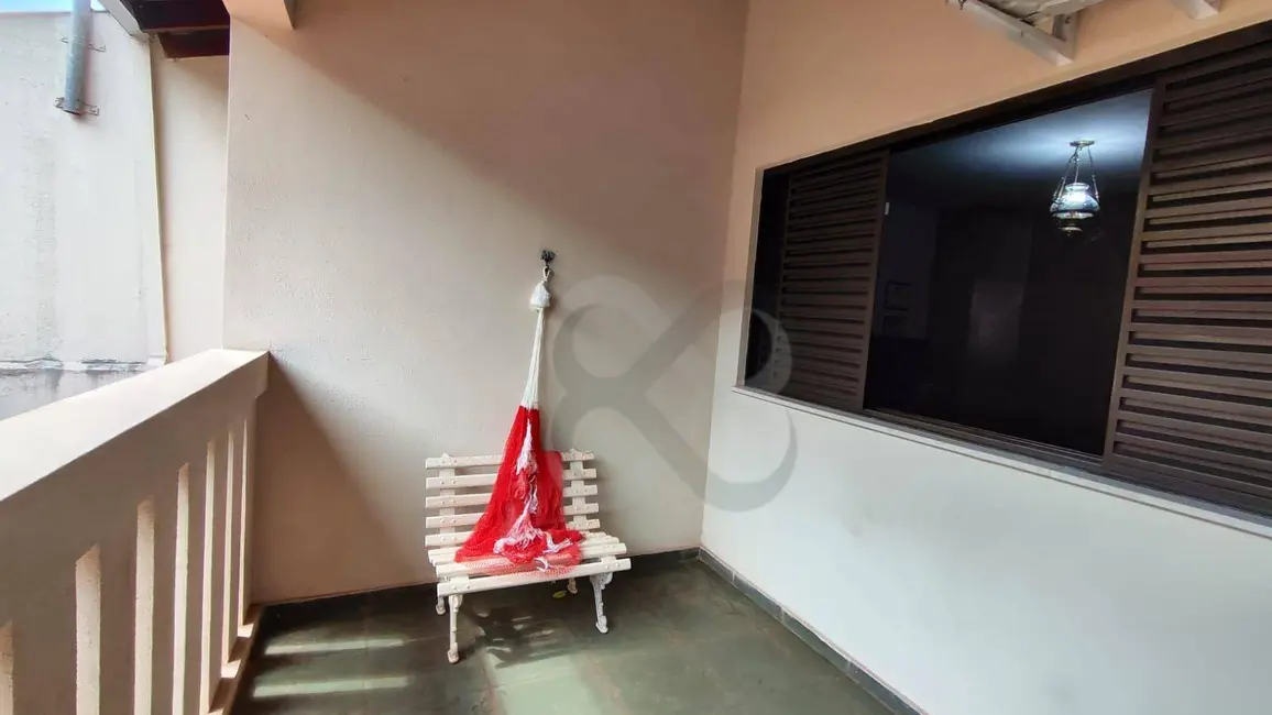 Casa com 4 quartos à venda, 400m2 em Jardim Alvorada, Londrina - PR - imagem 8 Foto 8 de Casa com 4 quartos à venda, 400m2 em Jardim Alvorada, Londrina - PR