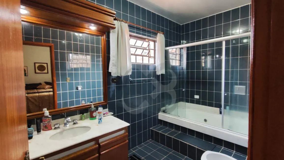 Casa com 4 quartos à venda, 400m2 em Jardim Alvorada, Londrina - PR - imagem 7 Foto 7 de Casa com 4 quartos à venda, 400m2 em Jardim Alvorada, Londrina - PR