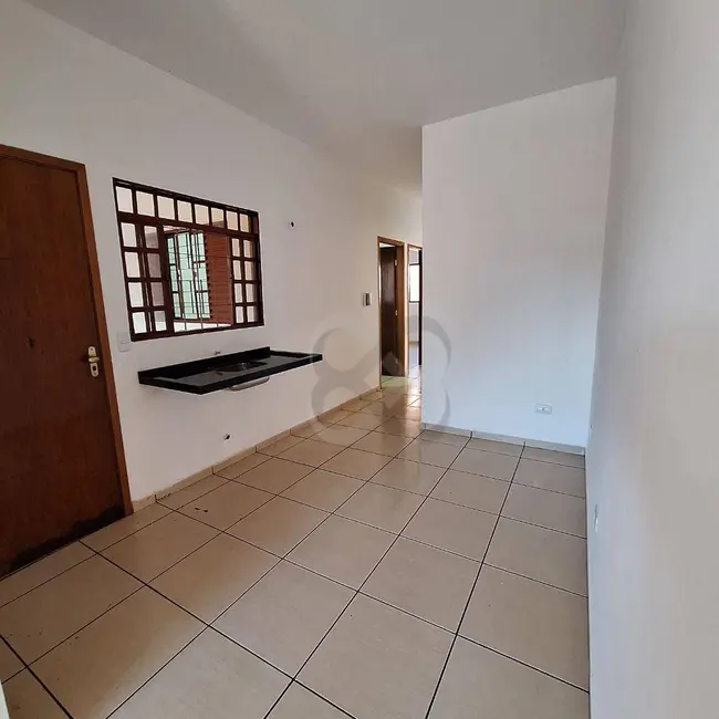 Casa com 3 quartos à venda, 180m2 em Colúmbia, Londrina - PR - imagem 7 Foto 7 de Casa com 3 quartos à venda, 180m2 em Colúmbia, Londrina - PR