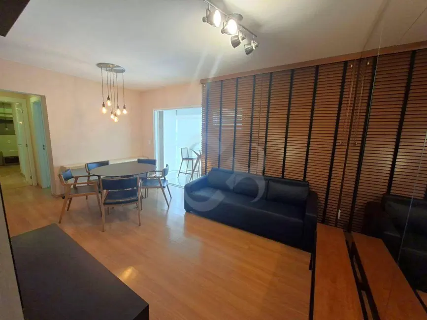 Foto 3 de Apartamento com 2 quartos para alugar, 120m2 em Londrina - PR