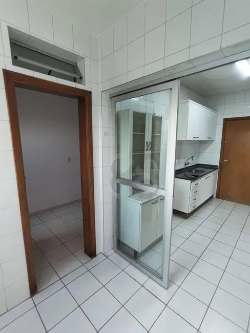 Apartamento com 3 quartos à venda, 136m2 em Jardim Higienópolis, Londrina - PR - imagem 8 Foto 8 de Apartamento com 3 quartos à venda, 136m2 em Jardim Higienópolis, Londrina - PR
