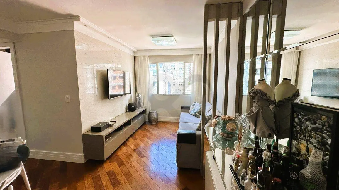 Apartamento com 3 quartos à venda, 75m2 em Londrina - PR - imagem 2 Foto 2 de Apartamento com 3 quartos à venda, 75m2 em Londrina - PR