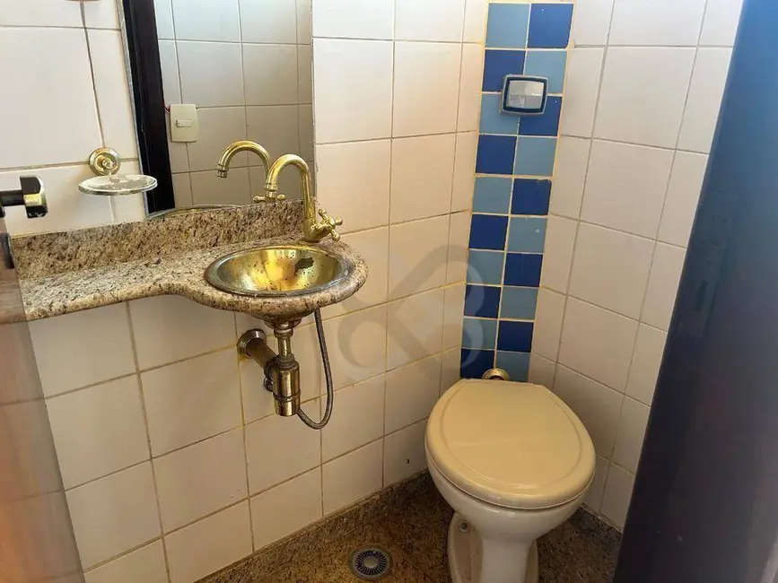 Foto 8 de Casa com 4 quartos para alugar, 250m2 em Jardim Alvorada, Londrina - PR