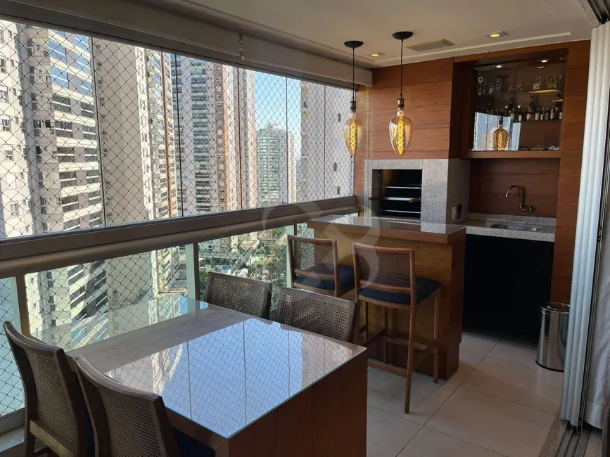 Apartamento com 3 quartos à venda, 180m2 em Londrina - PR - imagem 7 Foto 7 de Apartamento com 3 quartos à venda, 180m2 em Londrina - PR