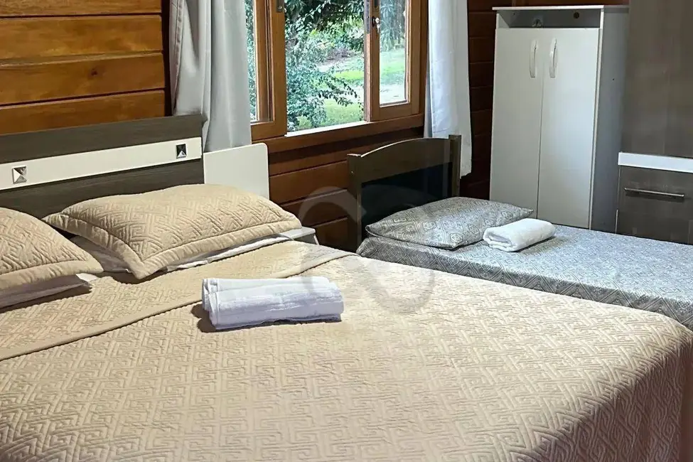 Foto 8 de Chácara com 3 quartos à venda, 19m2 em Londrina - PR