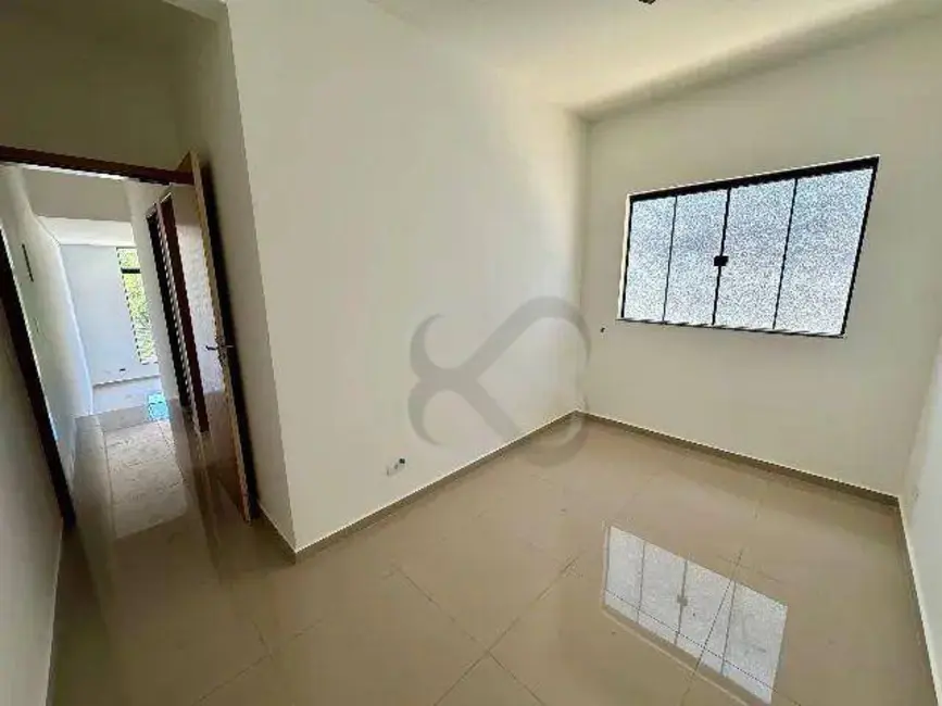 Foto 5 de Casa com 2 quartos à venda e para alugar, 137m2 em Londrina - PR