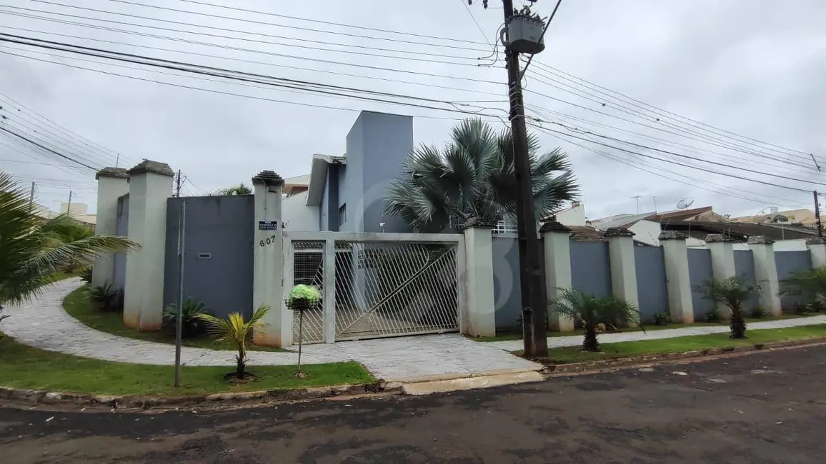 Sobrado com 3 quartos à venda e para alugar, 442m2 em Jardim Burle Marx, Londrina - PR - imagem 1 Foto 1 de Sobrado com 3 quartos à venda e para alugar, 442m2 em Jardim Burle Marx, Londrina - PR